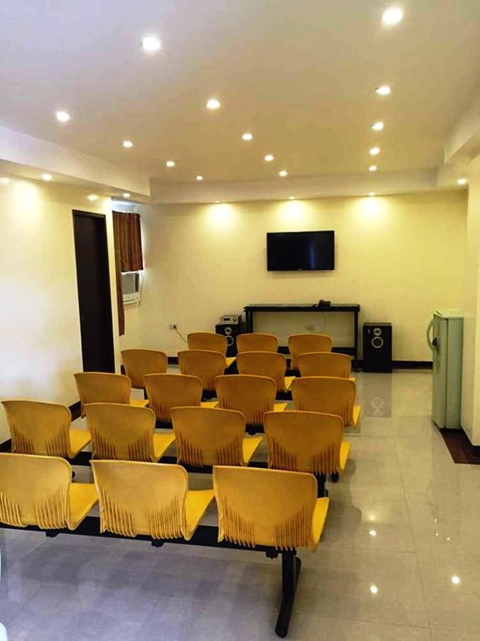 Rainbowland Hotel Olongapo Esterno foto