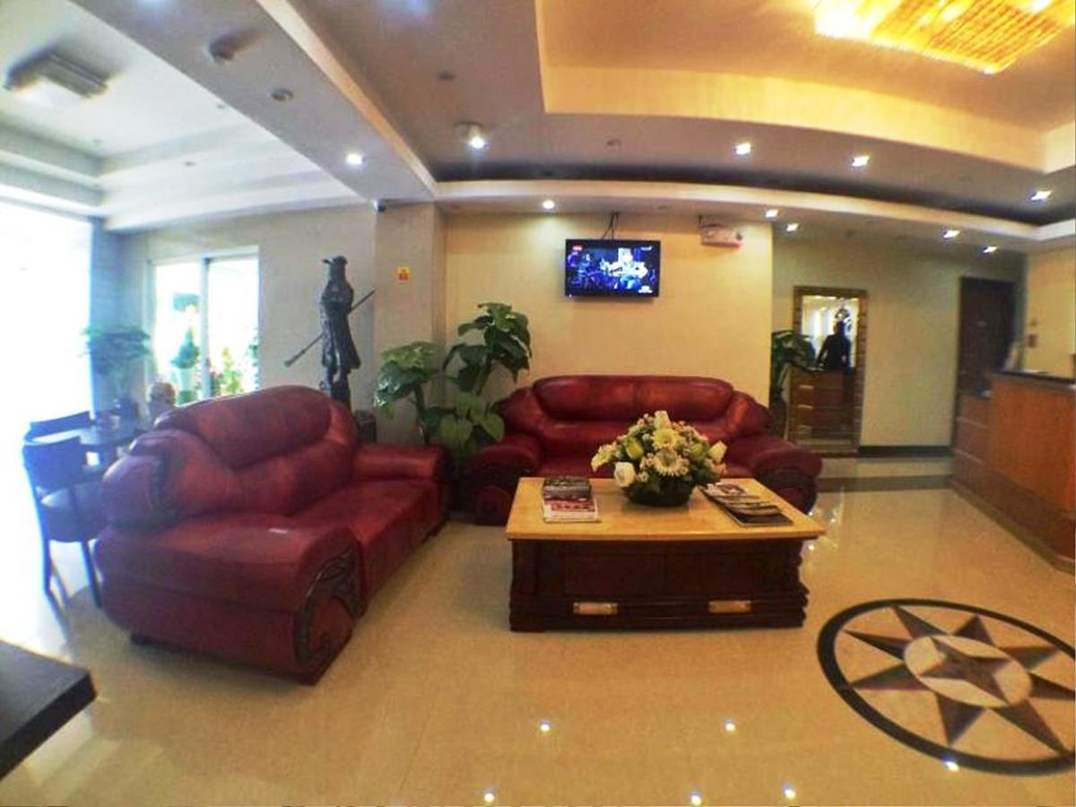 Rainbowland Hotel Olongapo Esterno foto