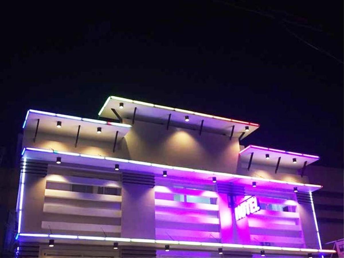 Rainbowland Hotel Olongapo Esterno foto