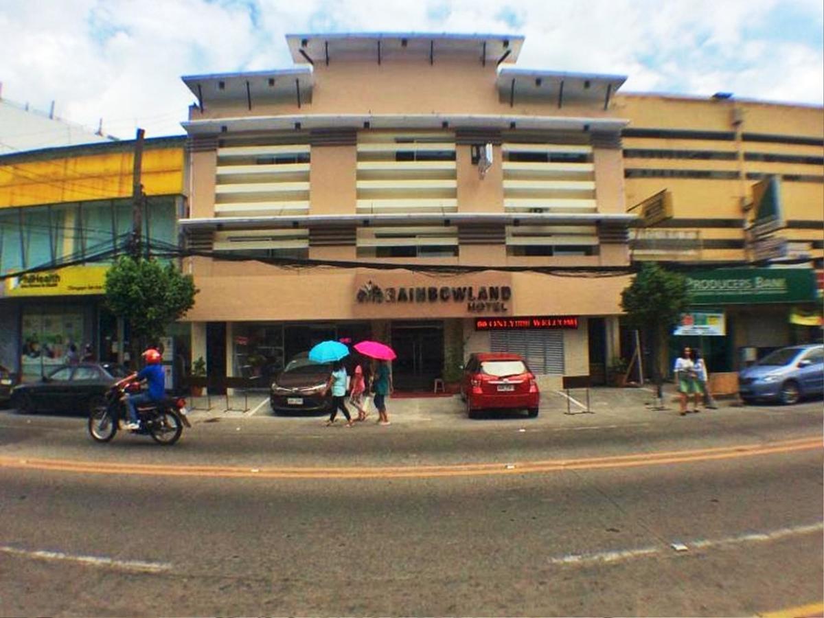 Rainbowland Hotel Olongapo Esterno foto