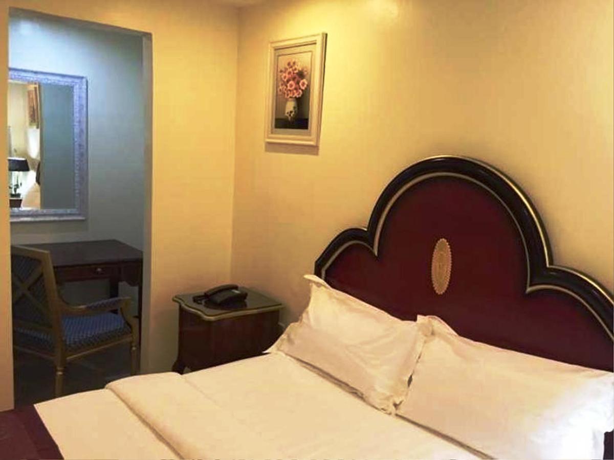 Rainbowland Hotel Olongapo Esterno foto